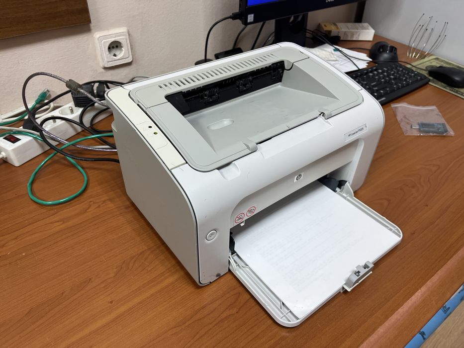 Принтер HP LaserJet P1005, ч/б, A4