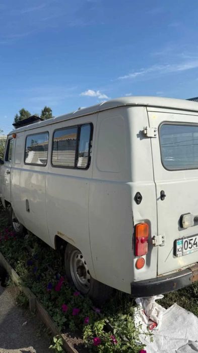 Продам автомобиль УАЗ