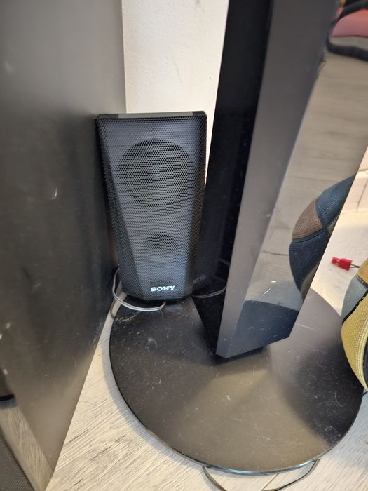 Аудио-система за домашно кино Sony SS-CTB122