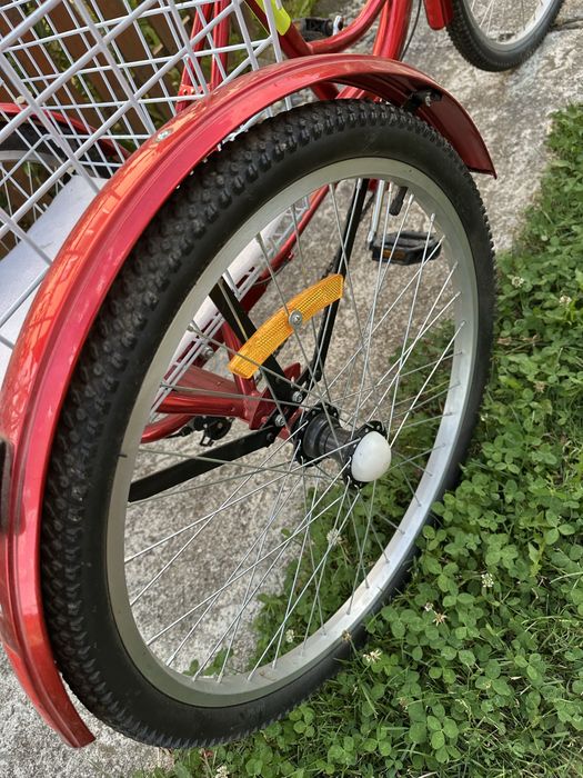 Tricicleta cu dotari si cos