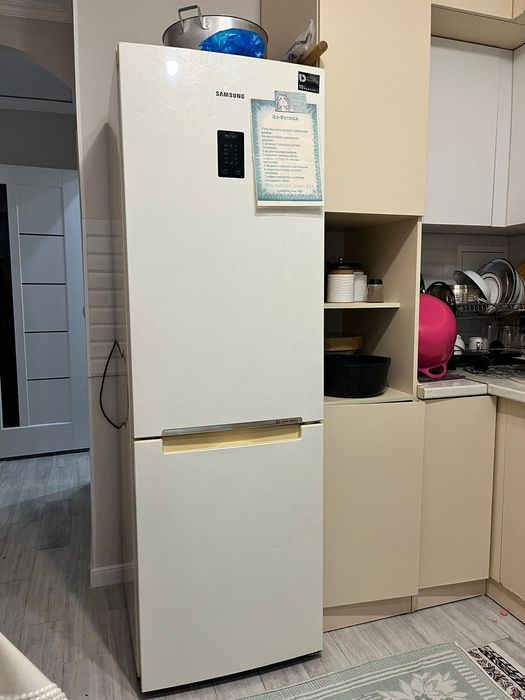 Продается холодильник б/у