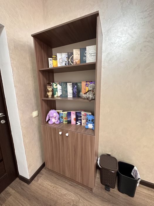 Продам Офисная мебель