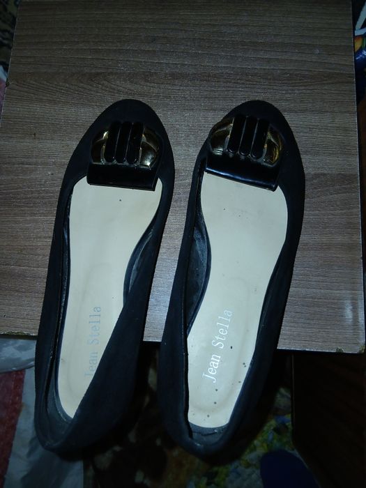 Срочно Продам 3500тг срочно