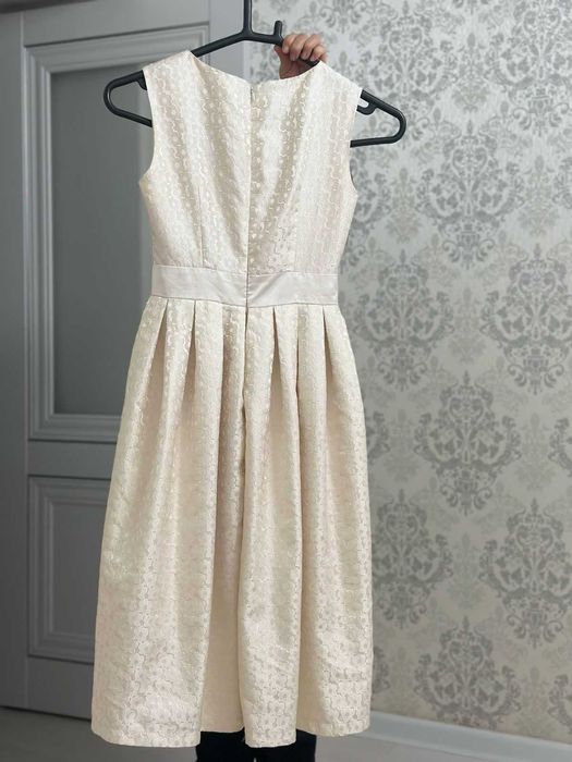 Нежное красивое платье