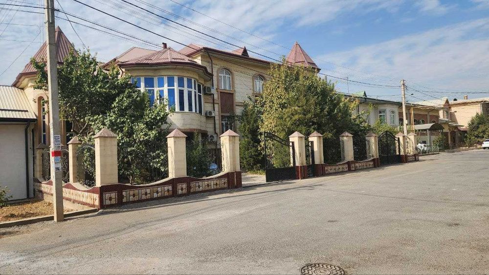 Продам отличный дом на участке (14,5 соток) Юнусабадский район.Зенит