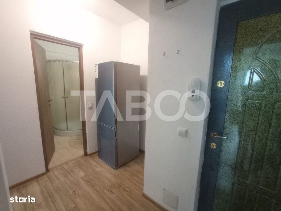 Garsoniera decomandata utilata de inchiriat balcon Mihai Viteazul