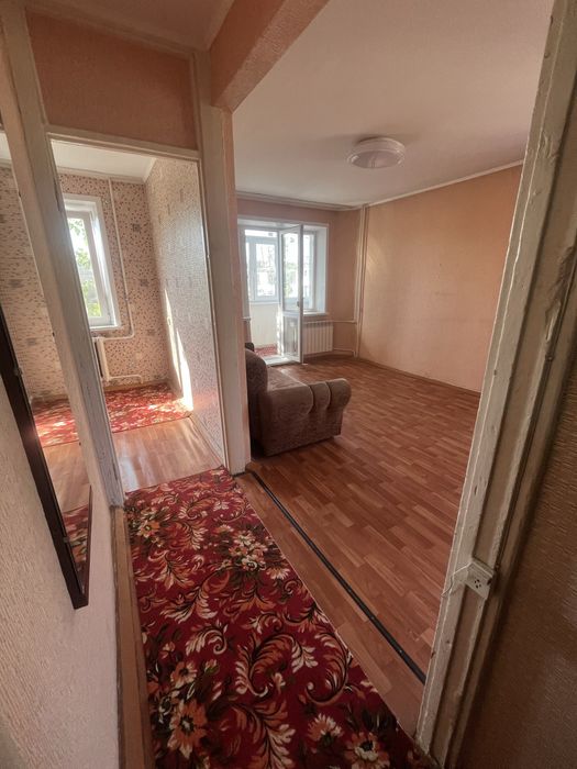 Продам 1 ком Абая 10/2 за 12.7