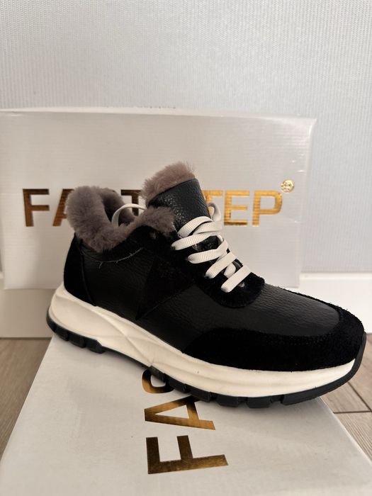 Зимние кроссовки