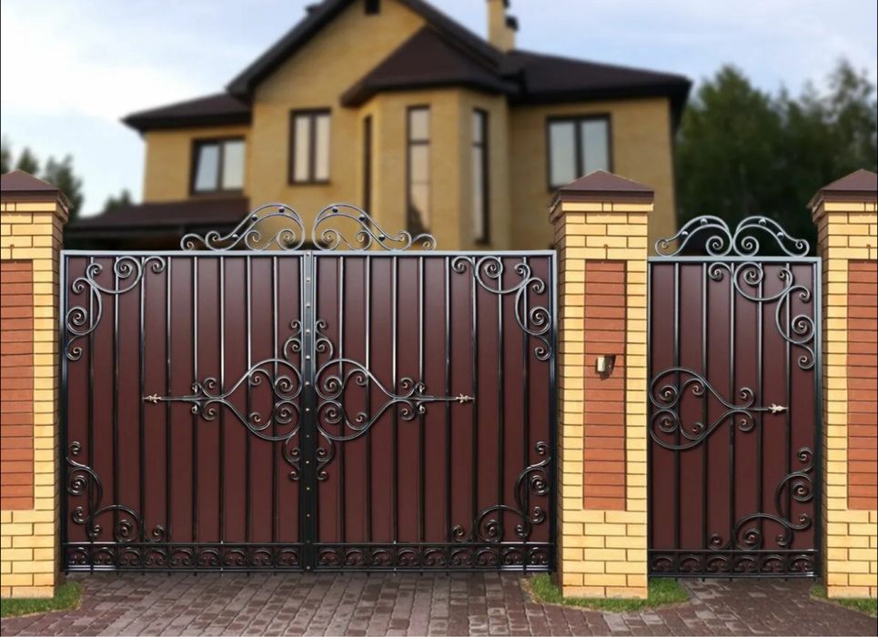 Ворота.калитка. Кованые ворота. Забор.