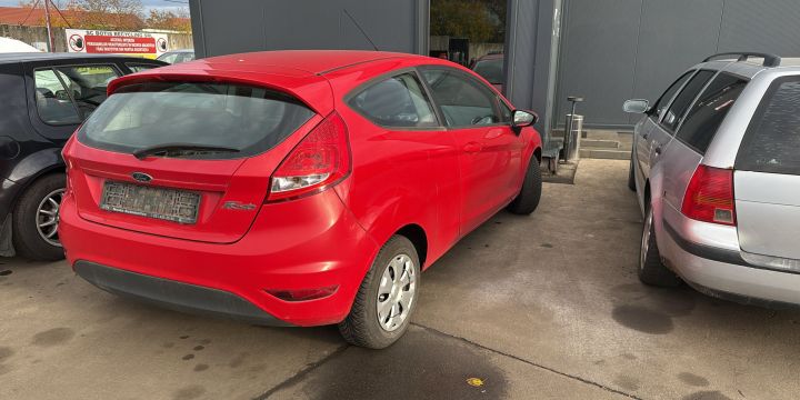Aripa fata dreapta Ford Fiesta a 6-a generatie