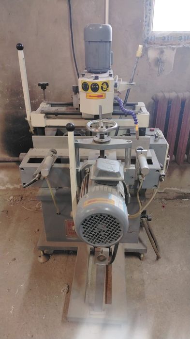 Продам оборудование для производства окон