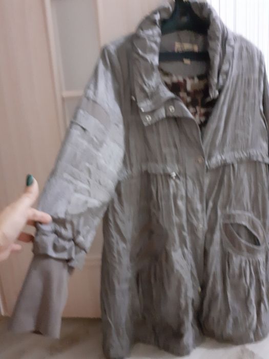 Срочно Продам женский плащь