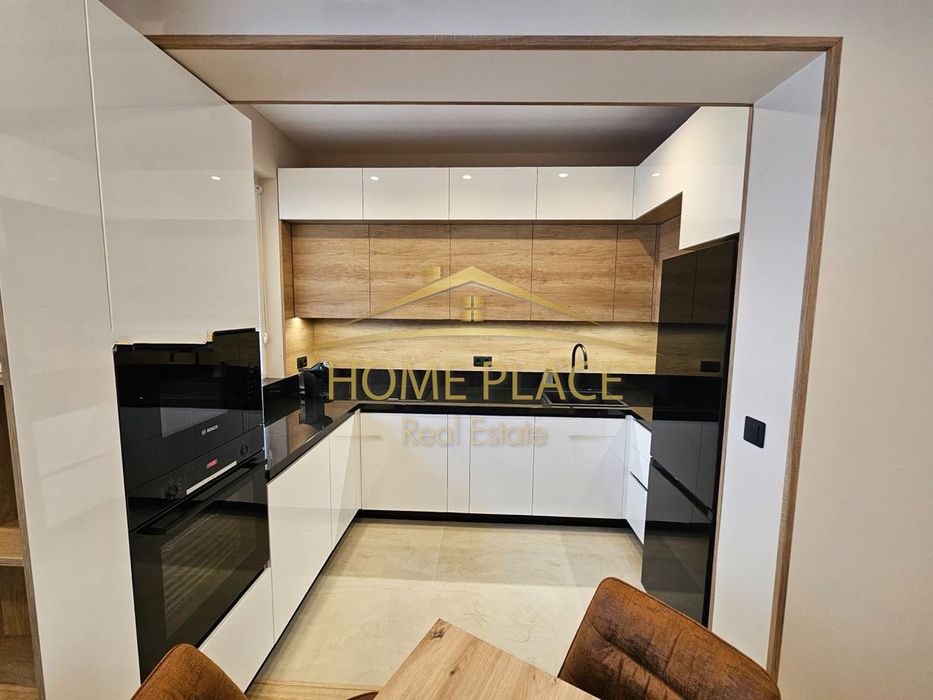 Дава се под наем Тристаен апартамент в Варна, Център - 90 кв.м за 3570 € - Снимка #3