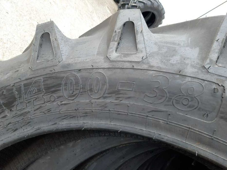 14.00-38 de U650 R38 Cauciucuri noi agricole Anvelope agricole