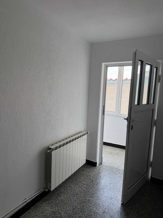 Дава се под наем Къща в с. Мировяне, Област София-град - 268 кв.м за 1690 € - Снимка #3