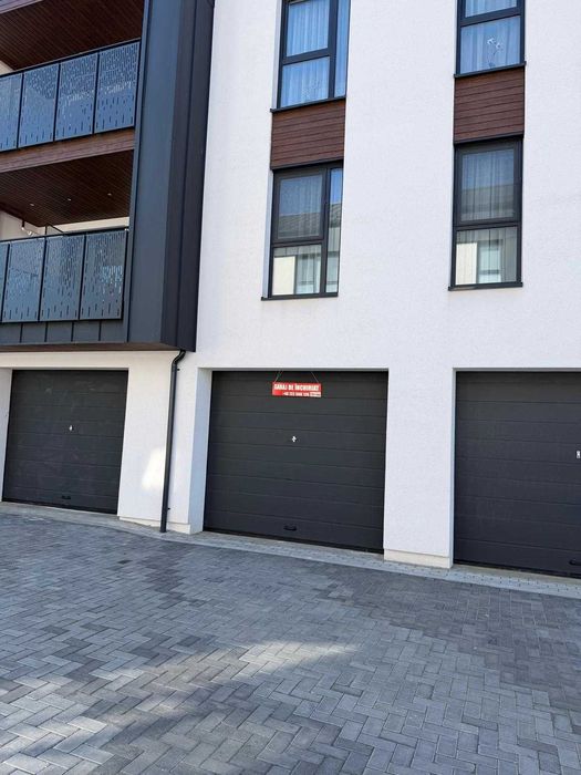 Garaj mare 25,7 m² de închiriat – apă + curent – construcție nouă