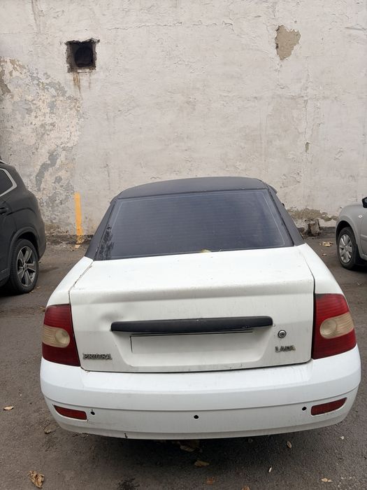 Продам приора 1