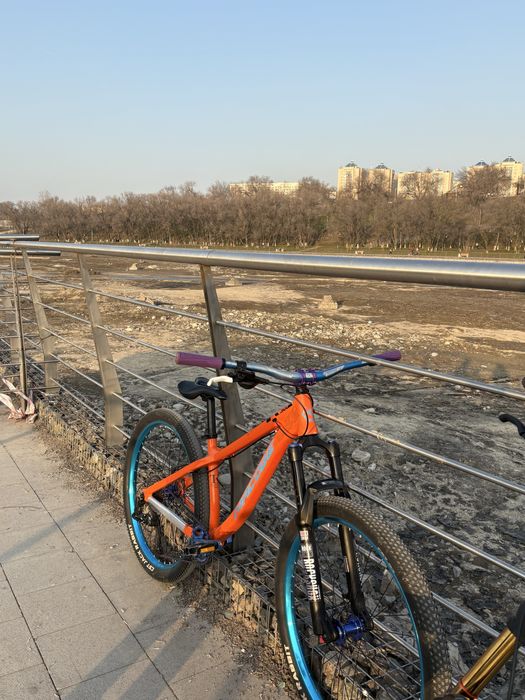 Велик Макодже танк 300