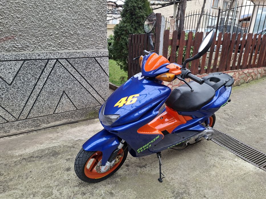 Продавам Yamaha Aerox 100cc