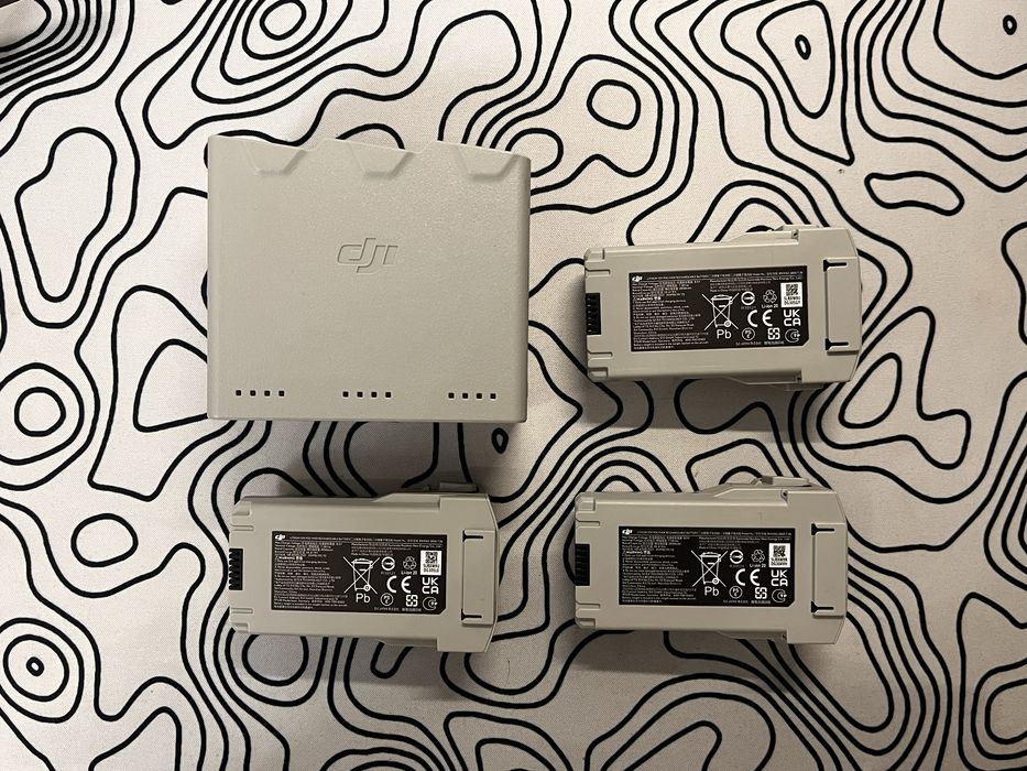 Продам дрон Dji mini 4 pro