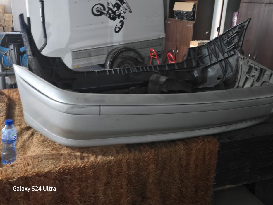 Задна броня от е39