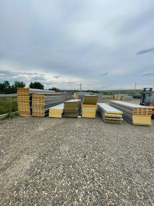 Panouri termoizolante (sandwich)