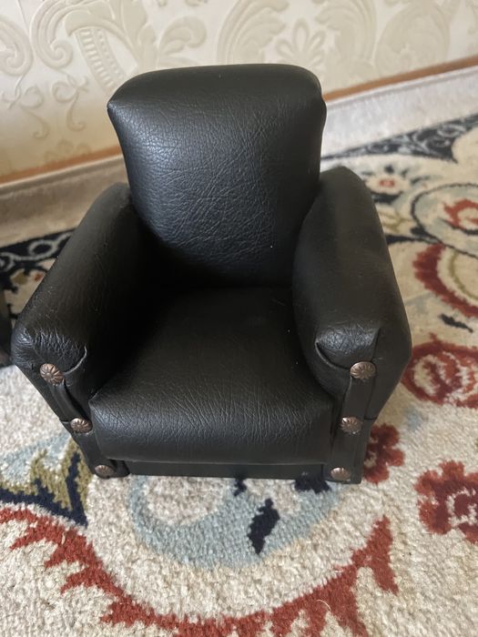 Продам набор диван с креслами