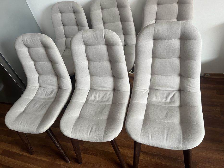 Трапезни столове