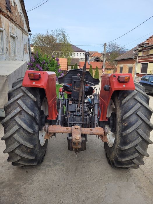 Vand  Tractor UTB 640 cu carte RAR