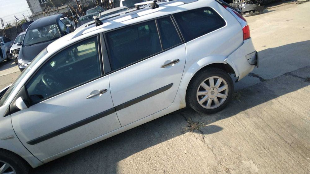 Dezmembram Renault Megane 2 1.5 dci, 1.6 16v