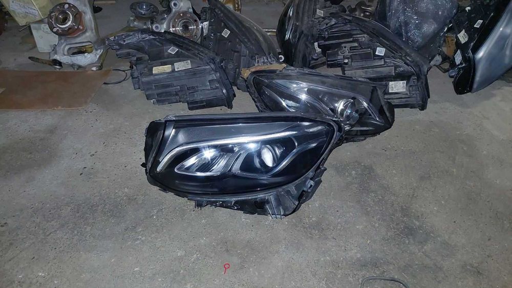 Оригинални употребявани авточасти за Мерцедес/Mercedes