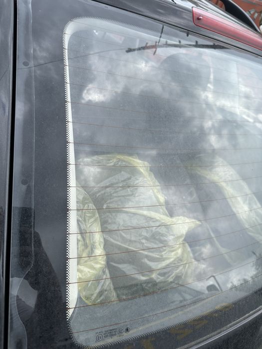 Vând Skoda Fabia