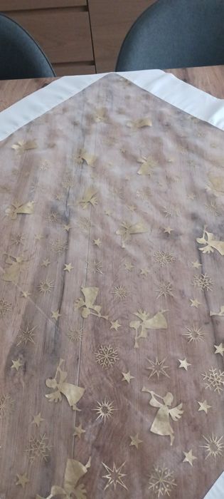 Покривки за маса  2 броя