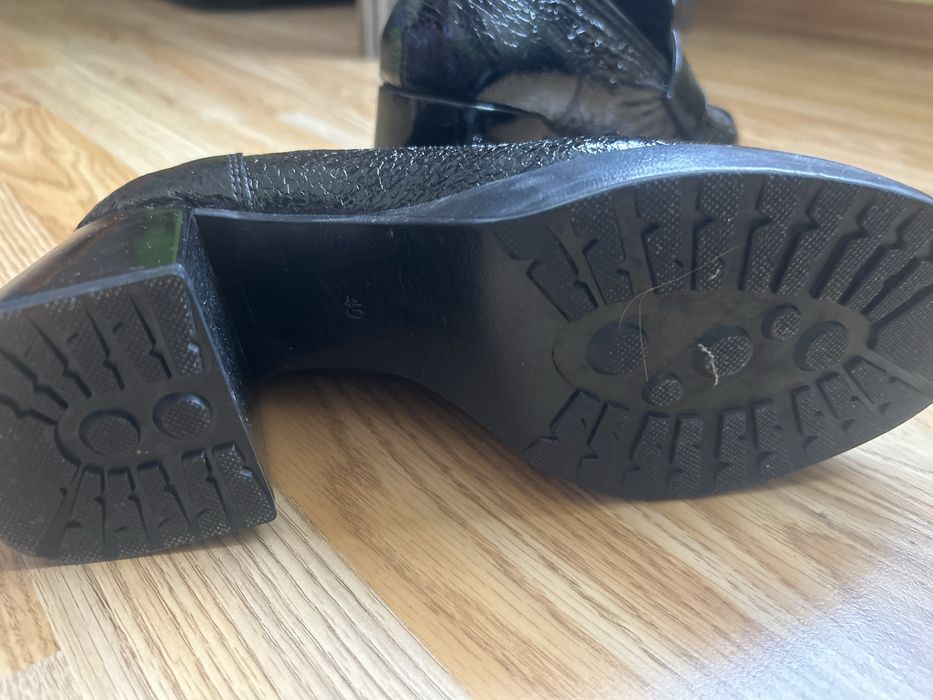 Боти Galdini естествен лак 40 номер