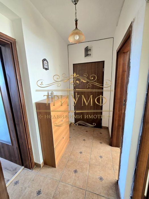 Дава се под наем Тристаен апартамент в Варна, Колхозен пазар - 80 кв.м за 407.49 € - Снимка #4