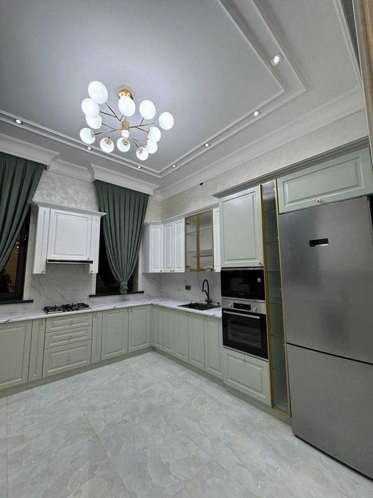 ПРОДАЕТСЯ КОТТЕДЖ на Ц-5   метро Минор Соток:  1,1 Комната: 5