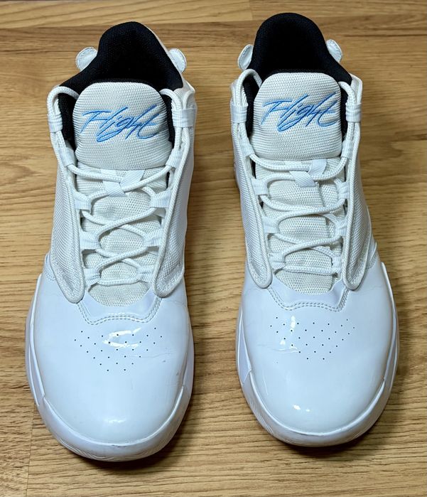 Обувки Jordan Max Aura 4