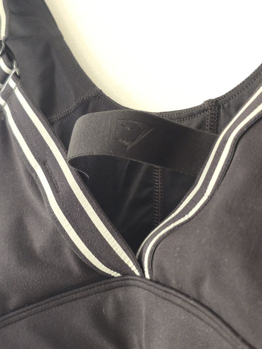 Бюстие Gymshark Xs