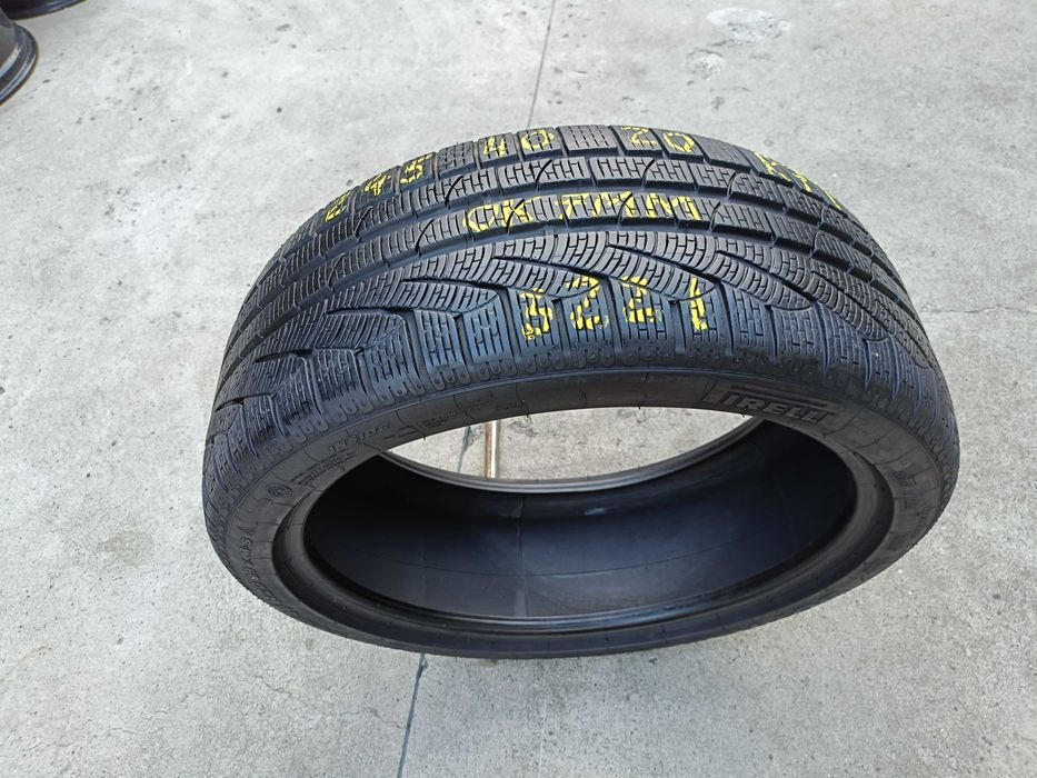 O anvelopa iarna 245 40 20 pirelli sottozero 2 run flat profil de 7 mm