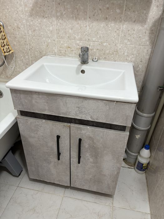 Раковина тумбасымен