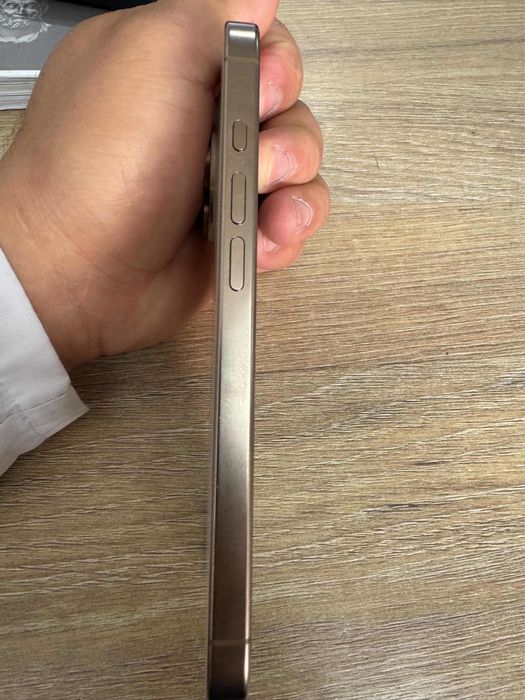iPhone 16 pro 128/8