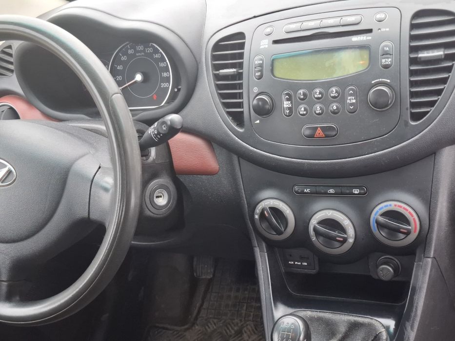 Hyundai i10 1.1 benzina 2011