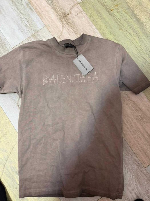 Tricou Balenciaga Constellation Logo Maro Premium cu Eticheta