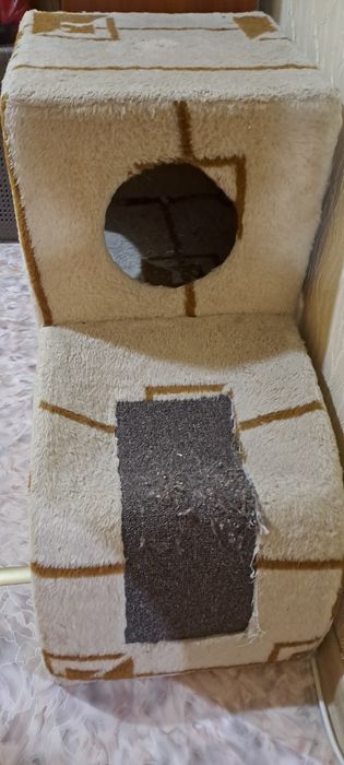 Продам домик для кошек