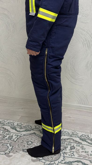 Продам новый зимний комбинезон