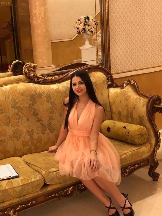 Hostess / hostes evenimente nunti botezuri petreceri/ primire invitati