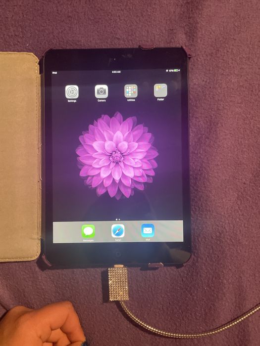 iPad 1 – изгодно! Работещ, без пукнатини