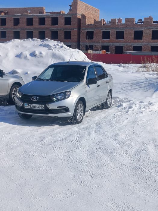 Автомобиль Lada Granta FL 2019