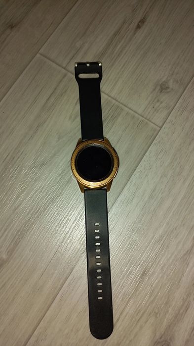 Продам Смарт Часы SAMSUNG