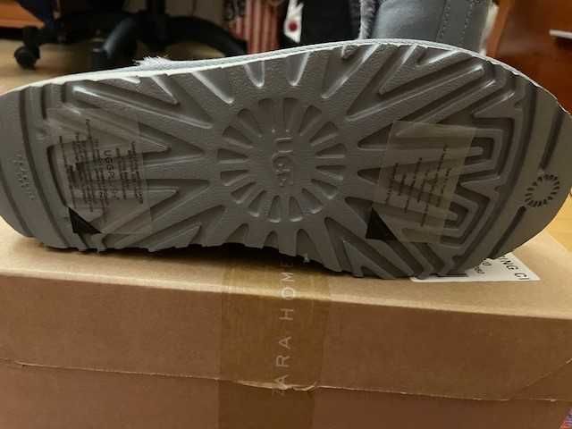 Ghete UGG gri-bleu nepurtate